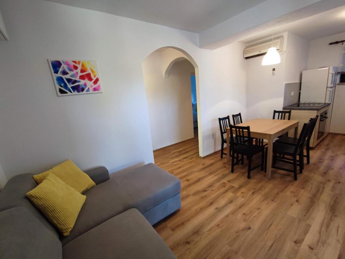 Frank Apartment Silo (Krk)