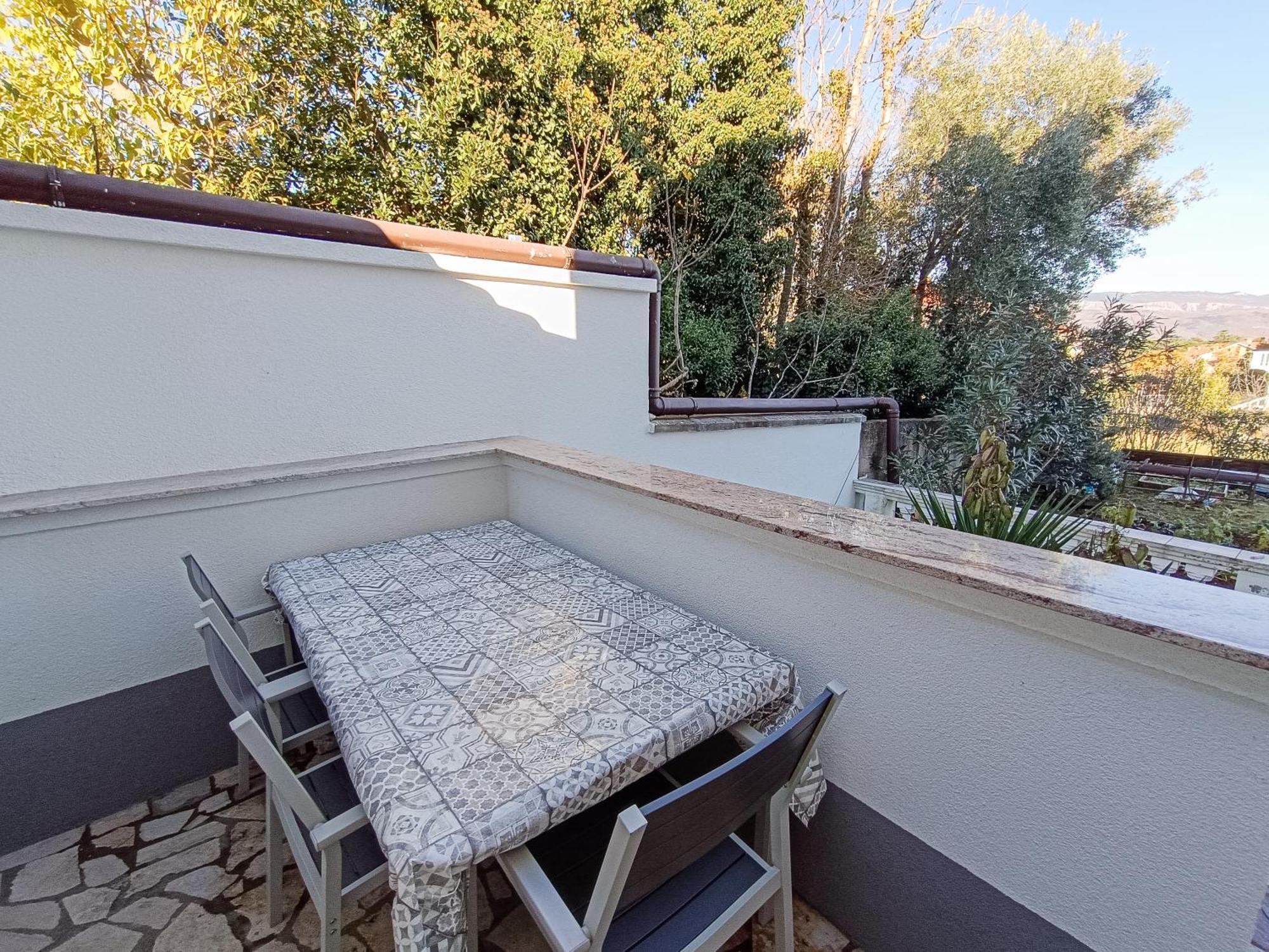 Frank Apartment Silo (Krk)