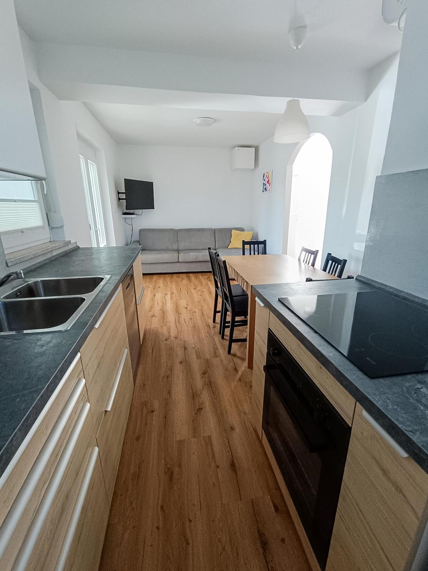 Frank Apartment *